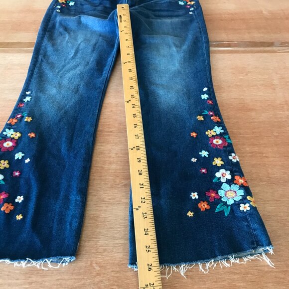 Driftwood Roxy Flare Jeans Women 30 Blue High Rise Raw Embroidered Floral Boho - Picture 8 of 14